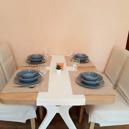 Karolina 1 Apartment Funtana